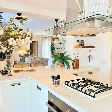 Vila Storm - Very Stylish W/pool & Garden In Gocek Hills Fethiye
